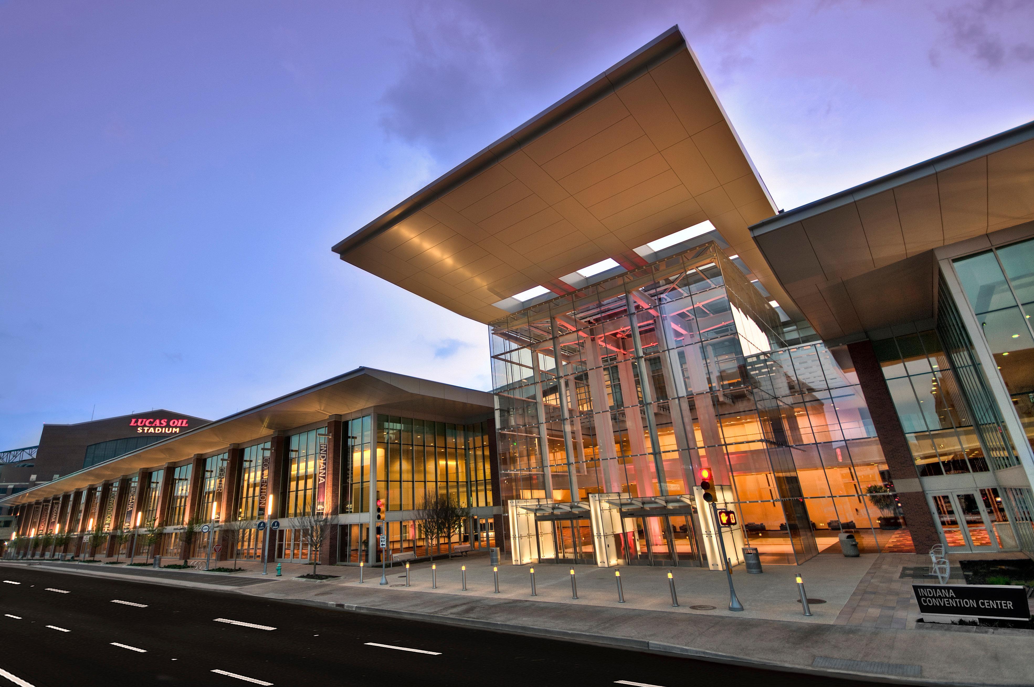 Crowne Plaza Indianapolis-Dwtn-Union Stn By Ihg Hotell Exteriör bild