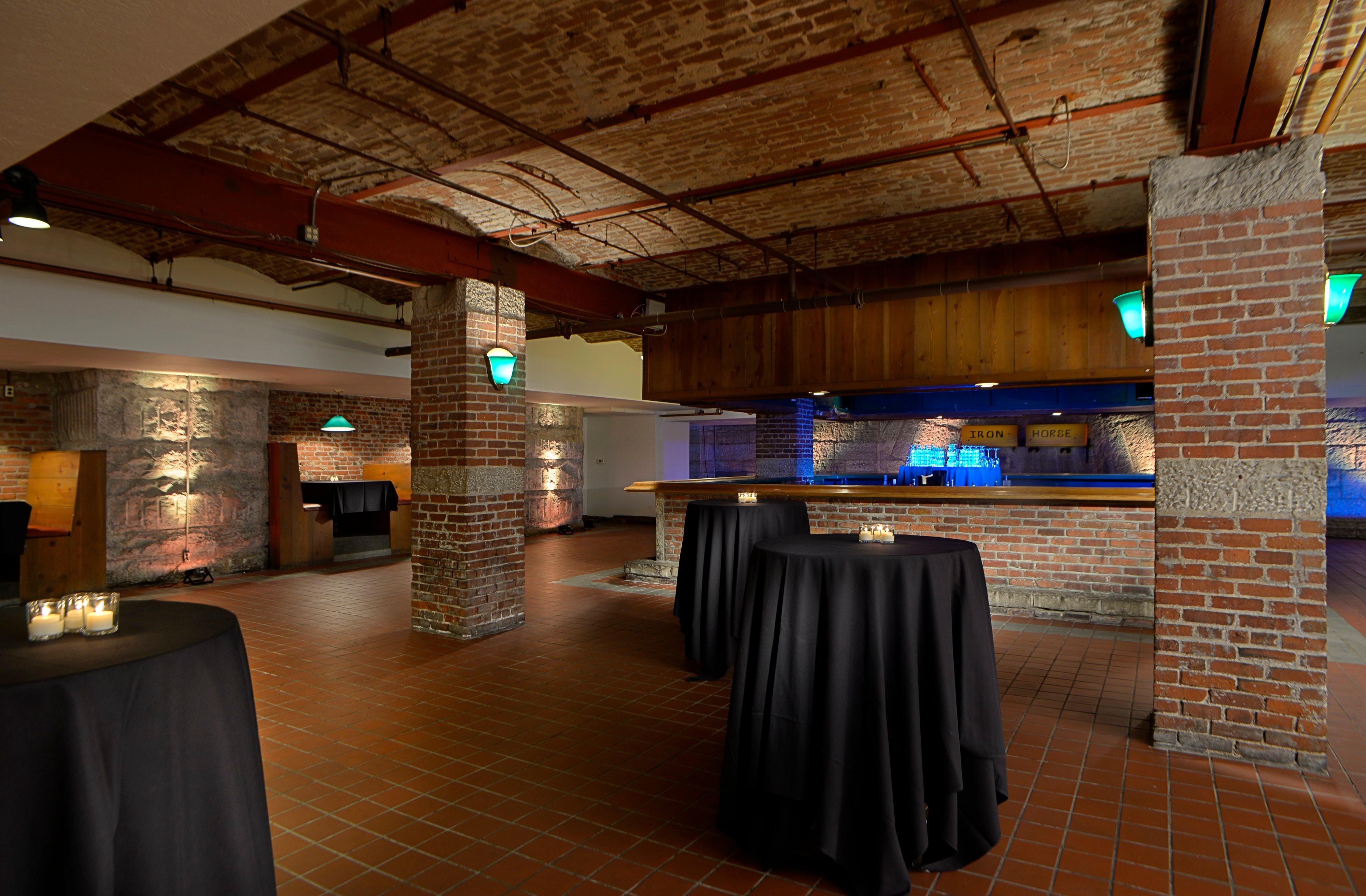 Crowne Plaza Indianapolis-Dwtn-Union Stn By Ihg Hotell Exteriör bild