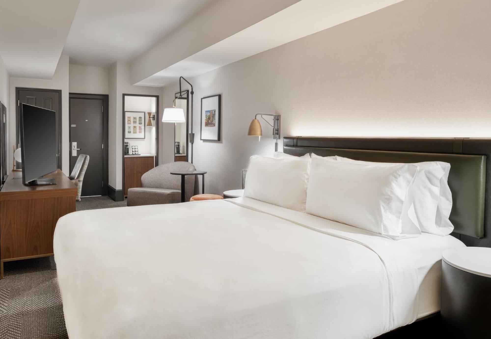 Crowne Plaza Indianapolis-Dwtn-Union Stn By Ihg Hotell Exteriör bild