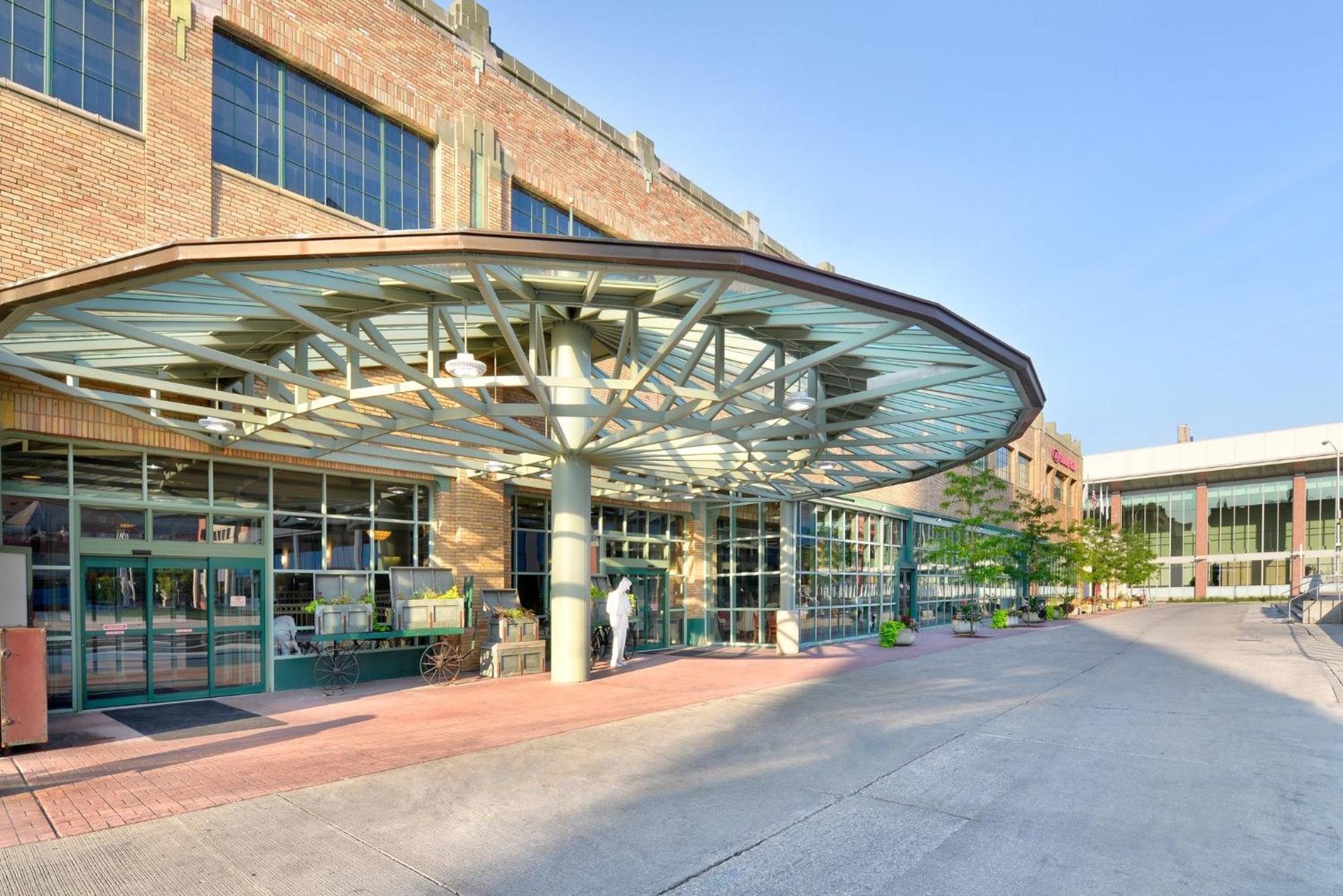 Crowne Plaza Indianapolis-Dwtn-Union Stn By Ihg Hotell Exteriör bild